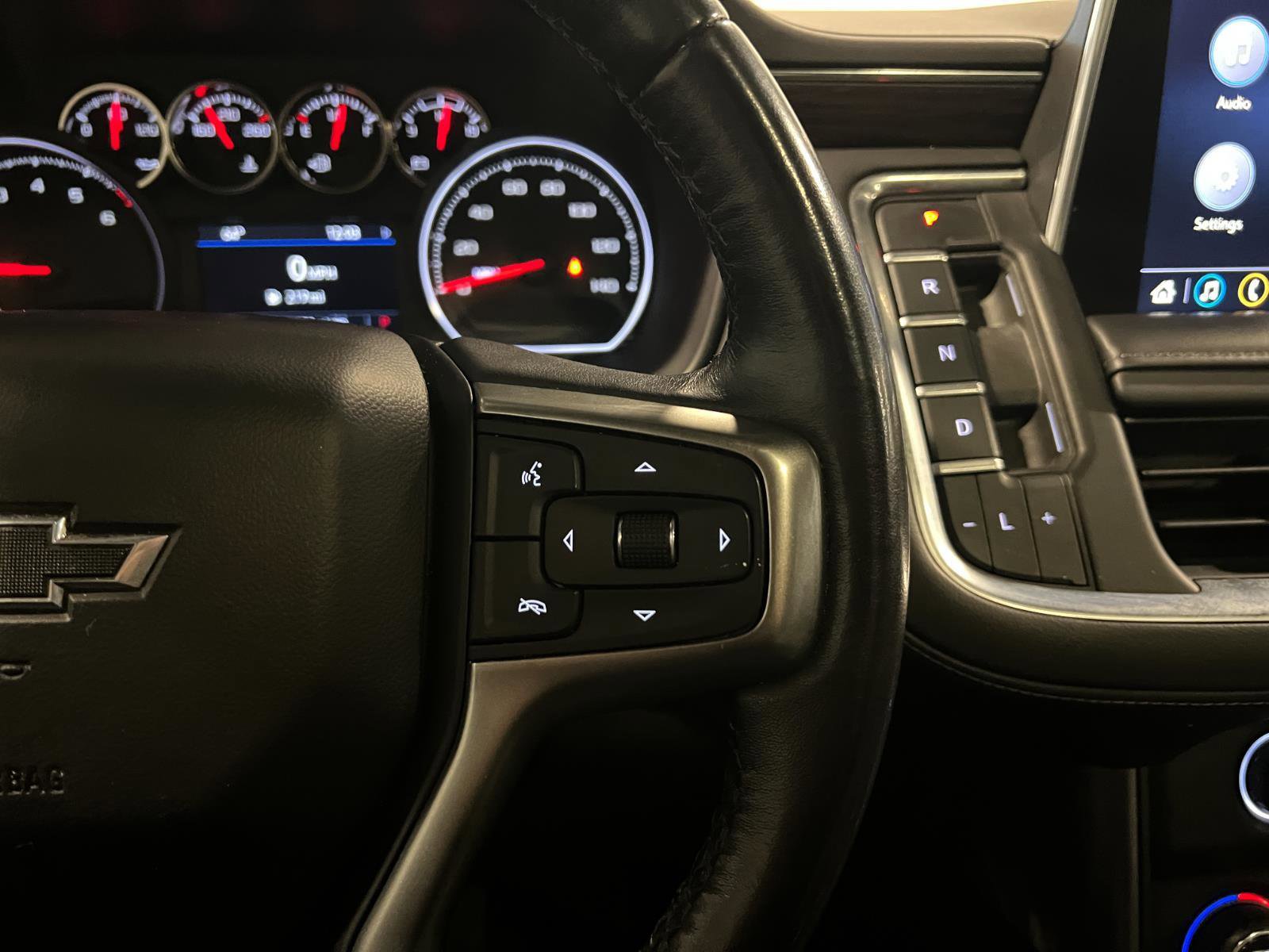 Used 2021 Chevrolet Tahoe Z71 image 14