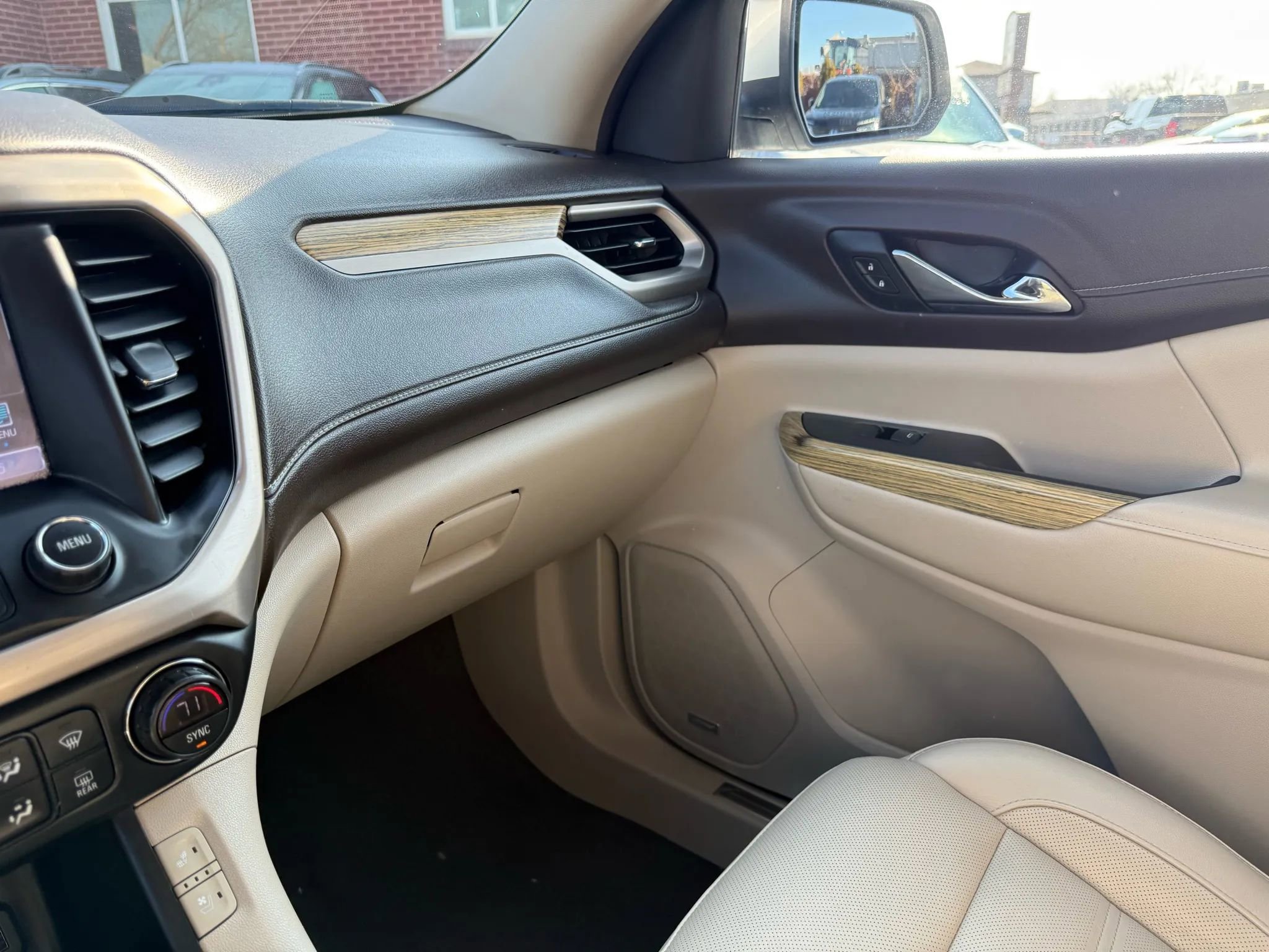 Used 2019 GMC Acadia Denali w/ Technology Package image 21