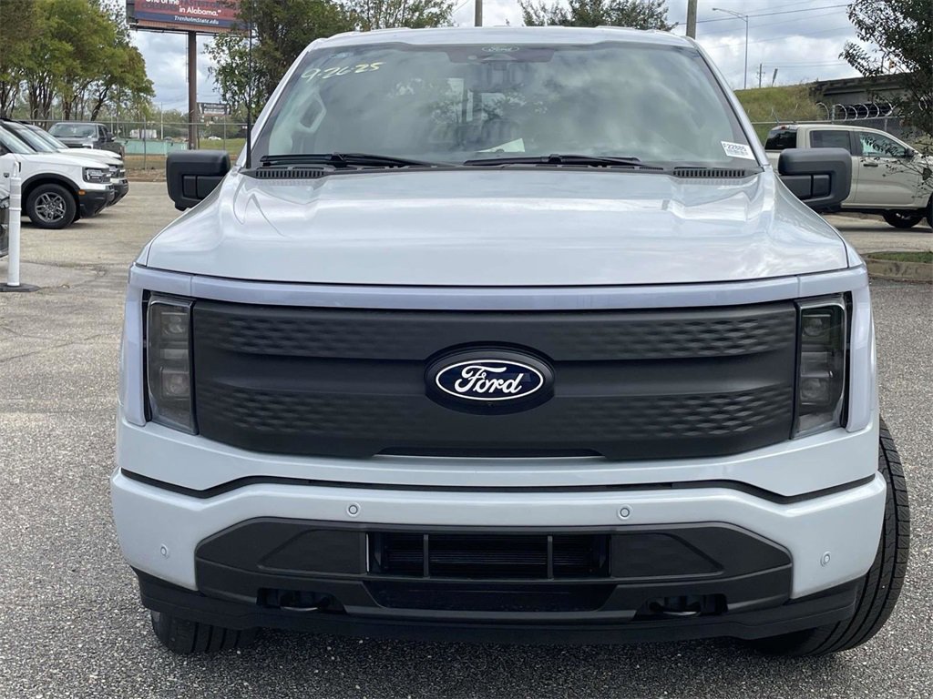 New 2025 Ford F150 Lightning Flash image 8