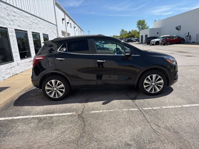 Used 2018 Buick Encore Preferred AWD/4WD image 4