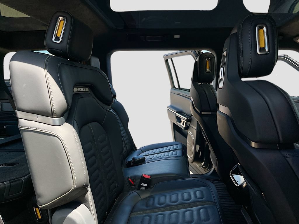 Used 2022 Rivian R1S Launch Edition AWD/4WD image 30