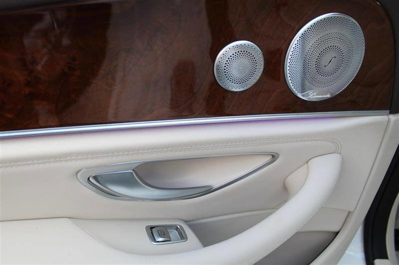 Used 2017 Mercedes-Benz E 300 image 27