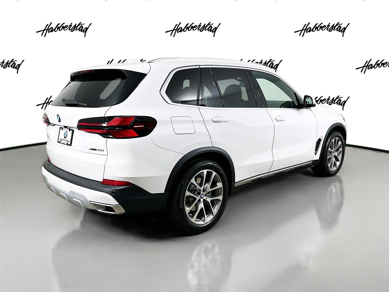 New 2026 BMW X5 xDrive40i w/ Parking Assistance Package image 5