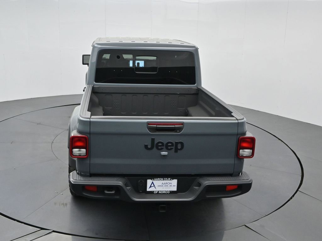 Used 2024 Jeep Gladiator Sport image 54