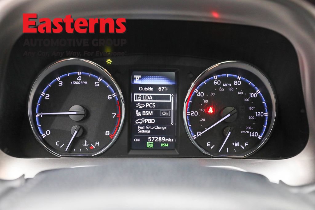 Used 2018 Toyota RAV4 Limited image 18