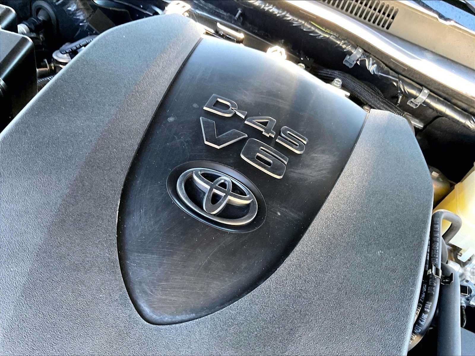 Used 2021 Toyota Tacoma TRD Off-Road AWD/4WD image 34