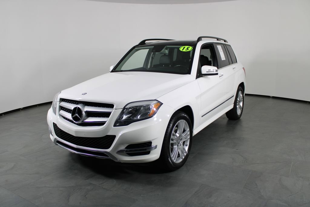 Used 2015 Mercedes-Benz GLK 350 4MATIC image 2