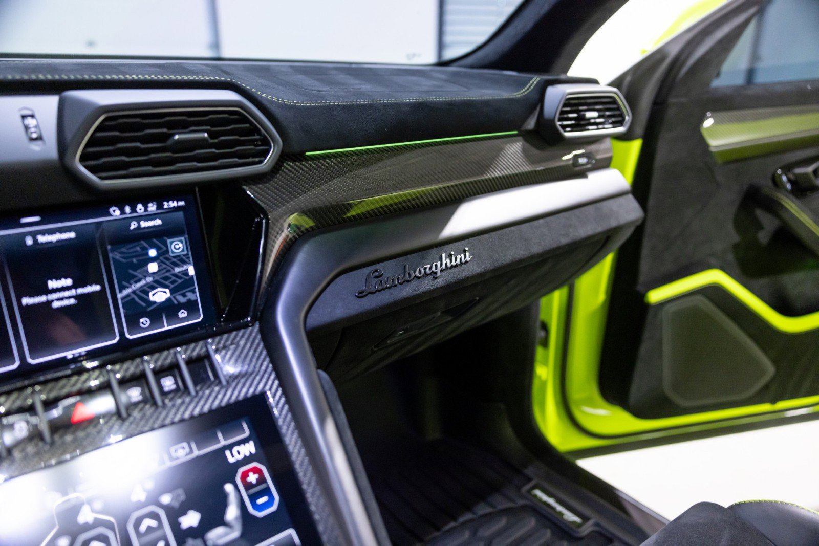 Used 2024 Lamborghini Urus Performante image 50