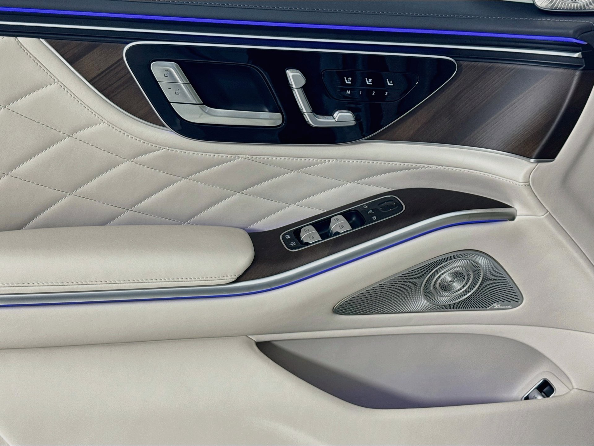 New 2027 Mercedes-Benz S 580 4MATIC Sedan image 18