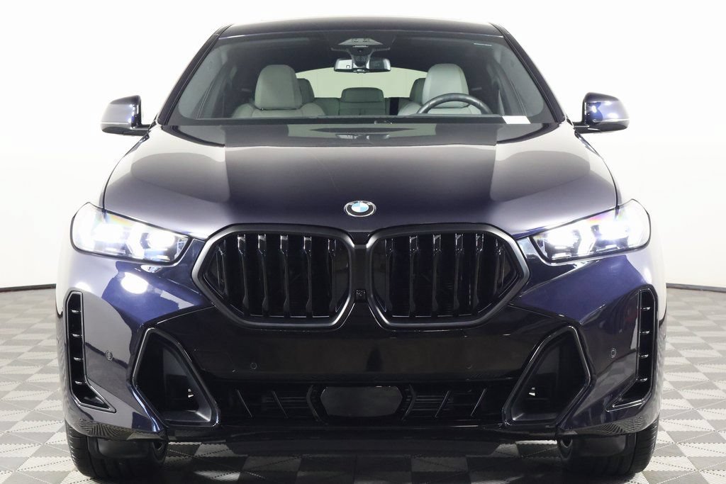 Certified 2026 BMW X6 xDrive40i w/ Premium Package AWD/4WD image 2