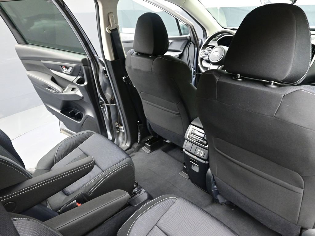 Used 2024 Subaru Ascent Premium w/ Convenience Package image 15