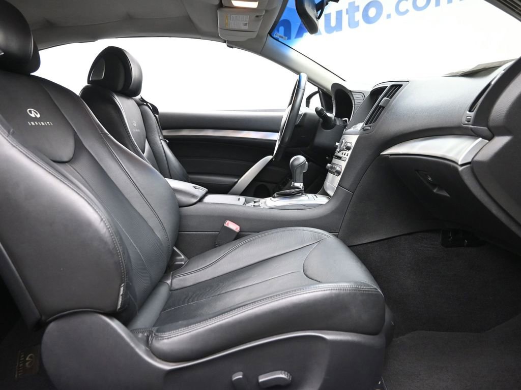 Used 2013 INFINITI G37 Sport w/ Premium Pkg image 7