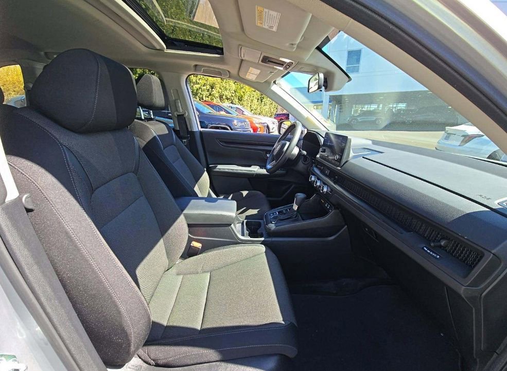 Used 2023 Honda CR-V EX image 14