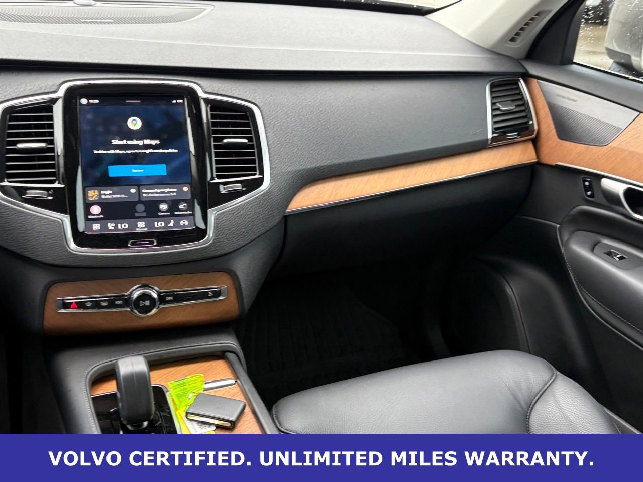 Certified 2024 Volvo XC90 B6 Plus w/ Protection Package Premier AWD/4WD image 15