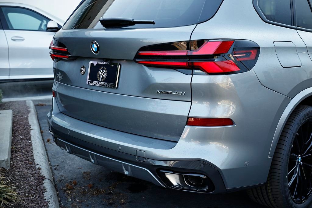 New 2026 BMW X5 xDrive40i w/ M Sport Package image 9