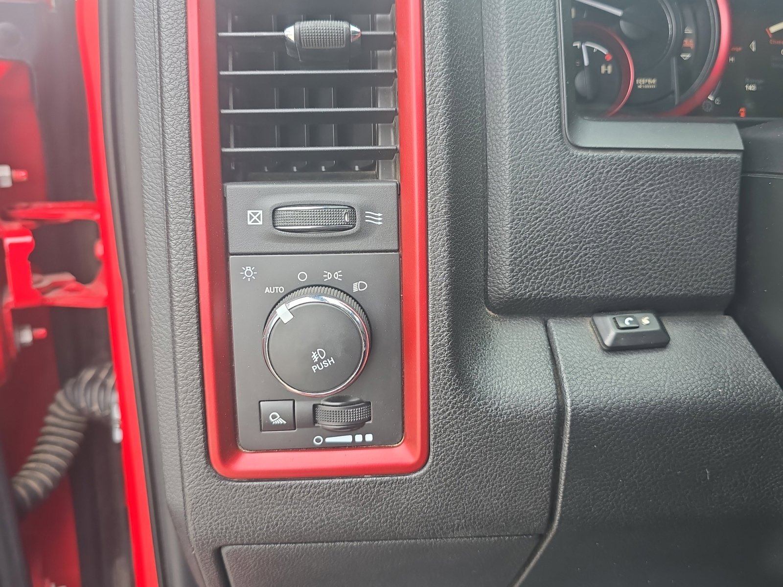 Used 2017 RAM 1500 Rebel w/ Luxury Group AWD/4WD image 26