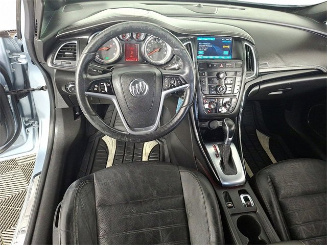 Used 2018 Buick Cascada Premium image 2