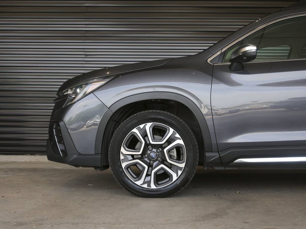Used 2023 Subaru Ascent Touring image 13