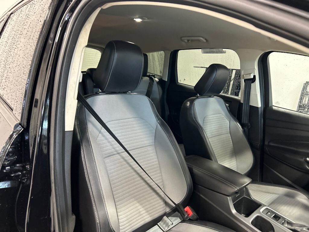 Used 2019 Ford Escape SE image 34