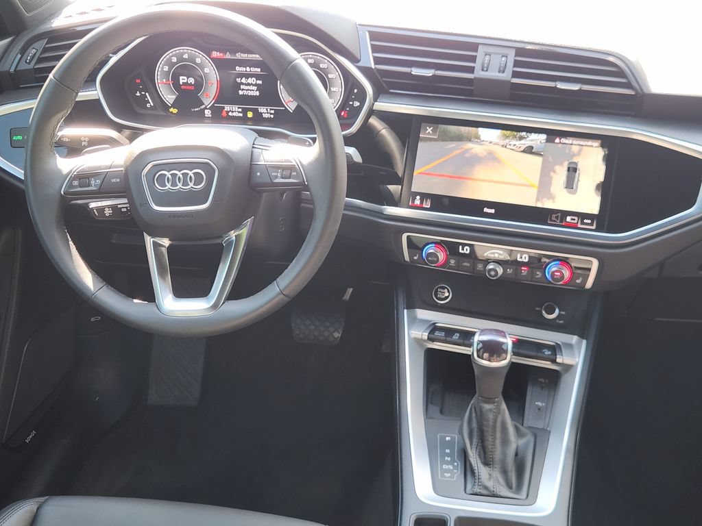 Certified 2024 Audi Q3 2.0T Premium Plus AWD/4WD image 33