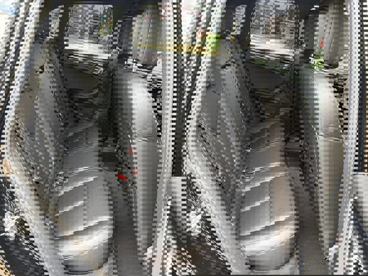 Used 2016 Porsche Macan S image 17