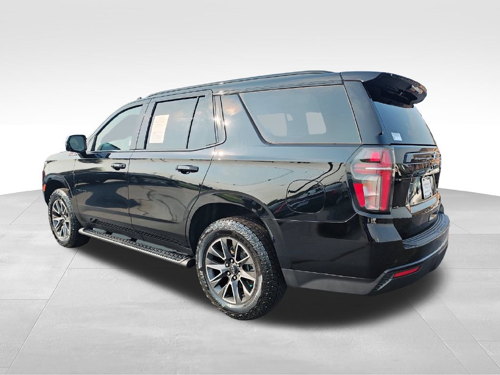 Used 2024 Chevrolet Tahoe Z71 w/ Luxury Package AWD/4WD image 3
