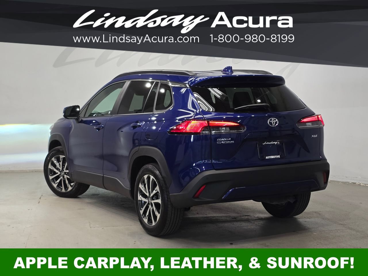 Used 2023 Toyota Corolla Cross XLE w/ Convenience Package FWD image 4