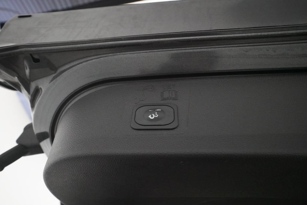Used 2019 Ford Escape SEL AWD/4WD image 15