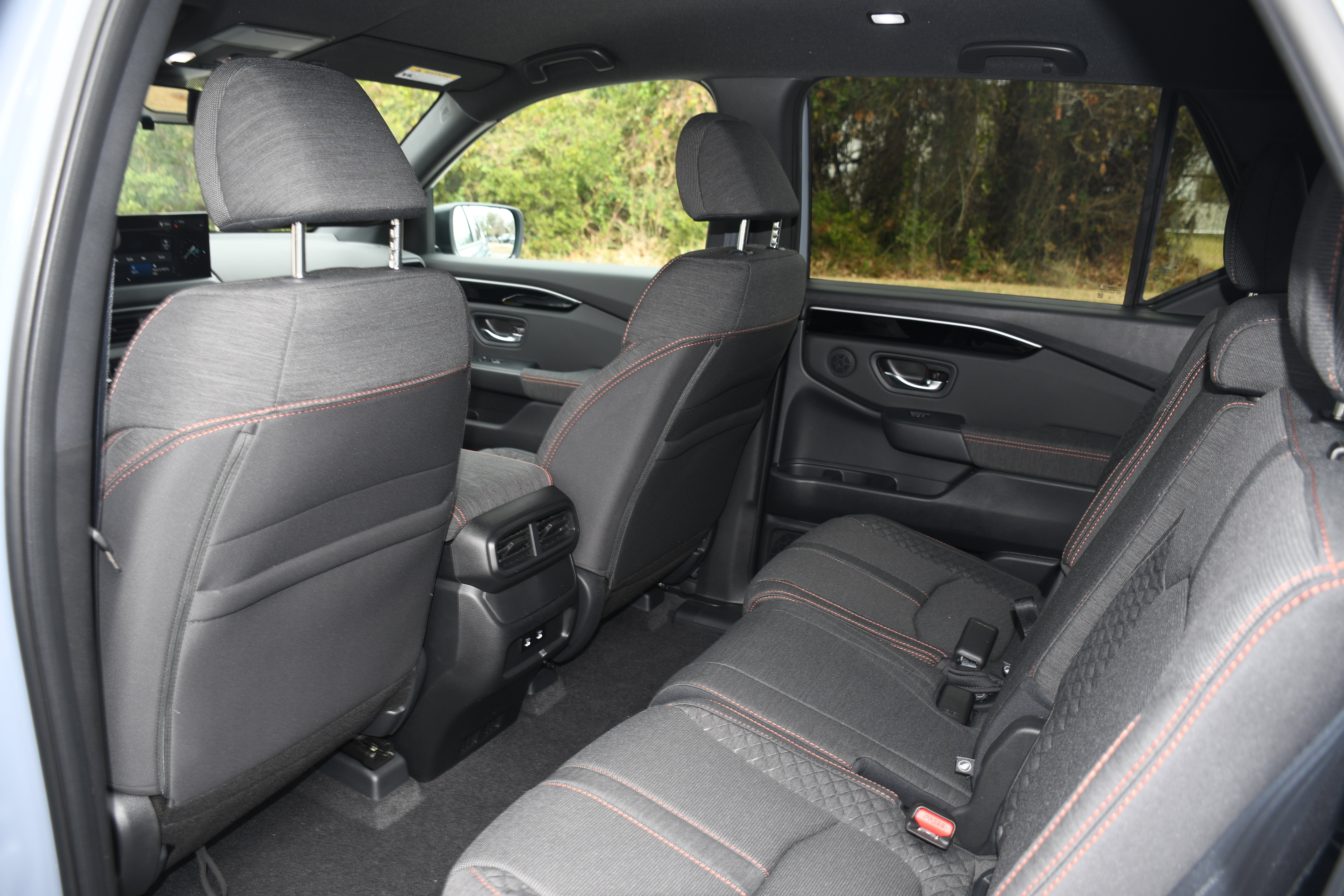 New 2026 Honda Pilot Sport image 8