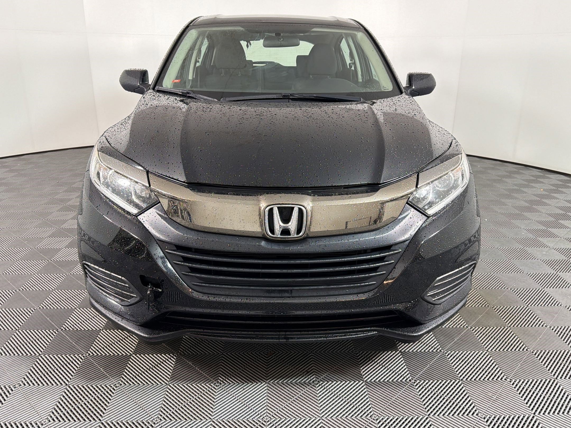 Used 2019 Honda HR-V LX image 6