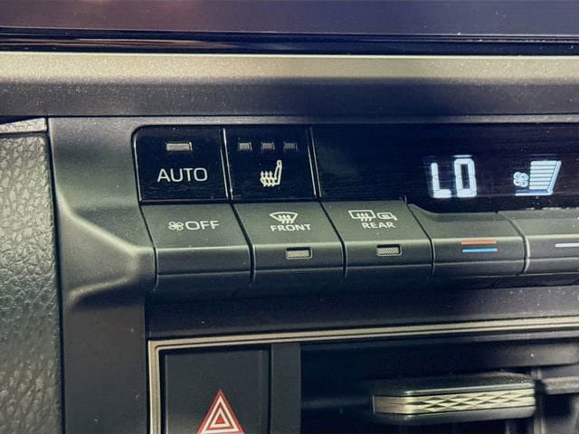 Certified 2025 Toyota Camry XSE FWD image 19