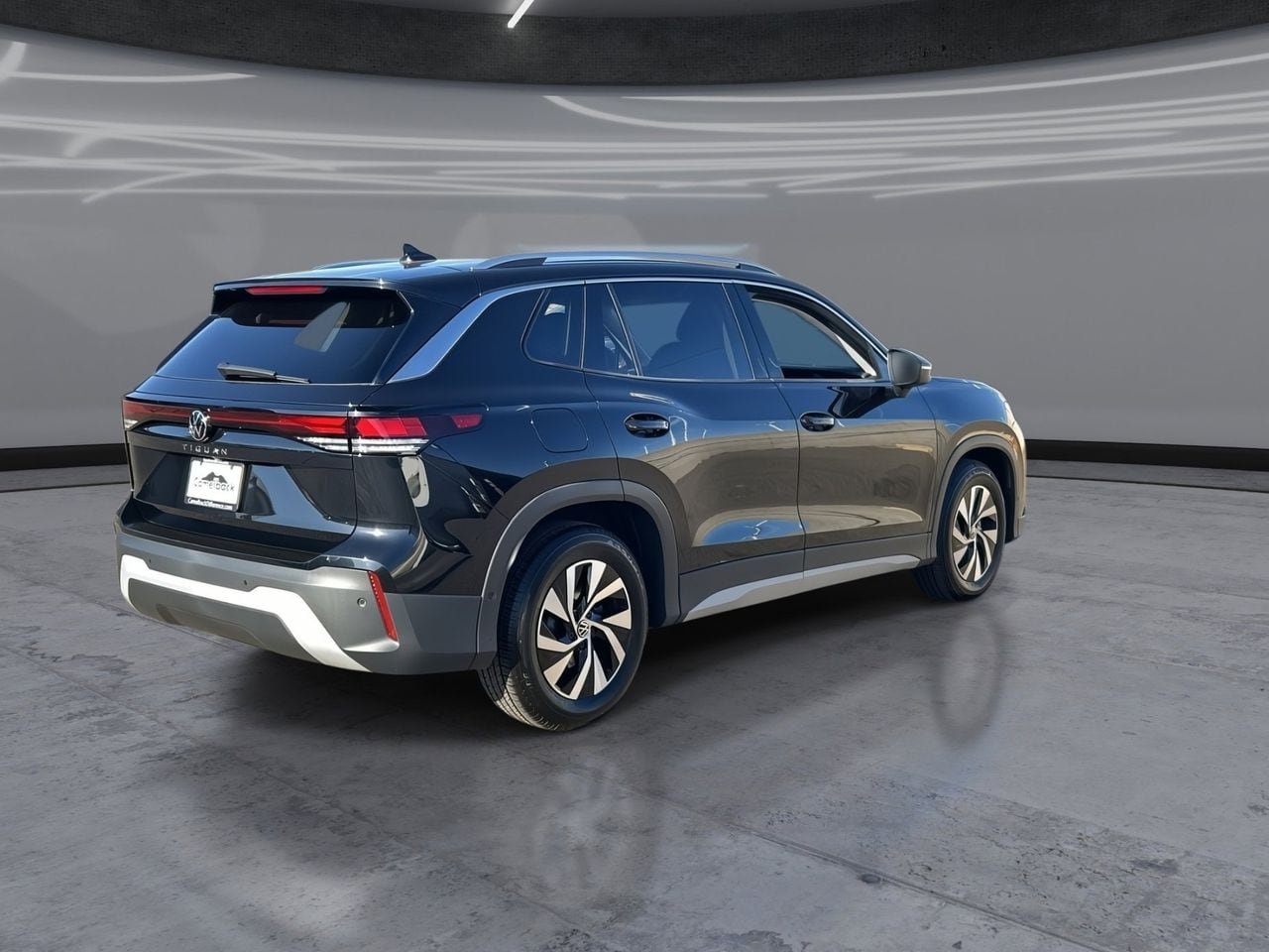 Certified 2026 Volkswagen Tiguan S FWD image 5