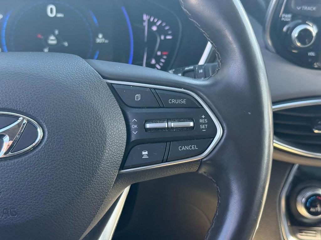 Used 2020 Hyundai Santa Fe Limited w/ Cargo Package image 15