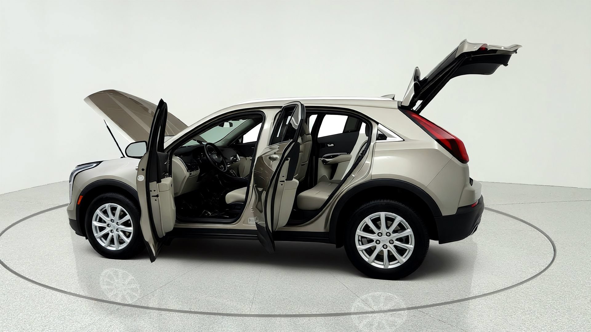 Certified 2023 Cadillac XT4 Luxury w/ Cold Weather Package AWD/4WD image 10