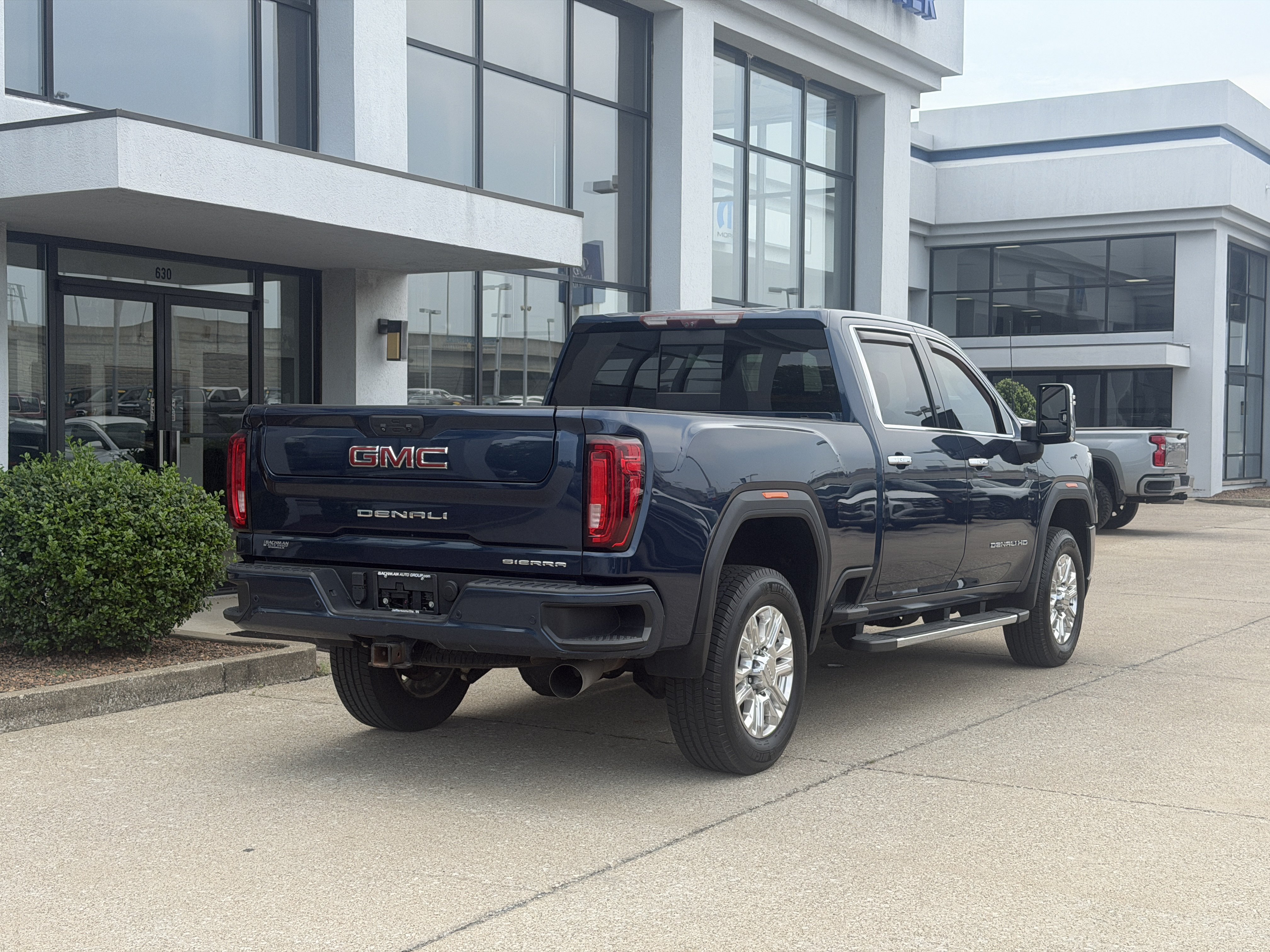Used 2020 GMC Sierra 3500 Denali w/ Denali Ultimate Package AWD/4WD image 4