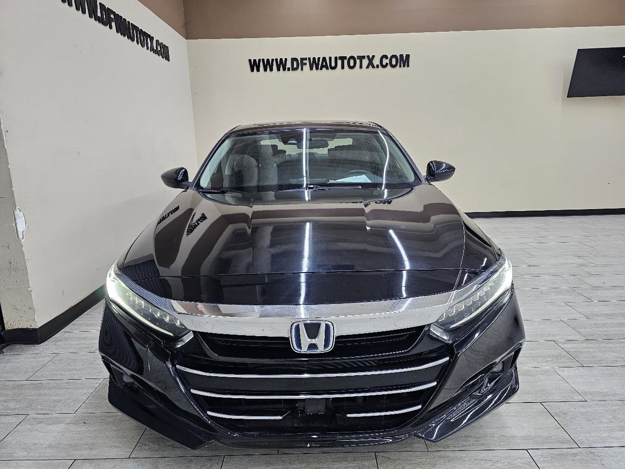 Used 2021 Honda Accord EX image 3