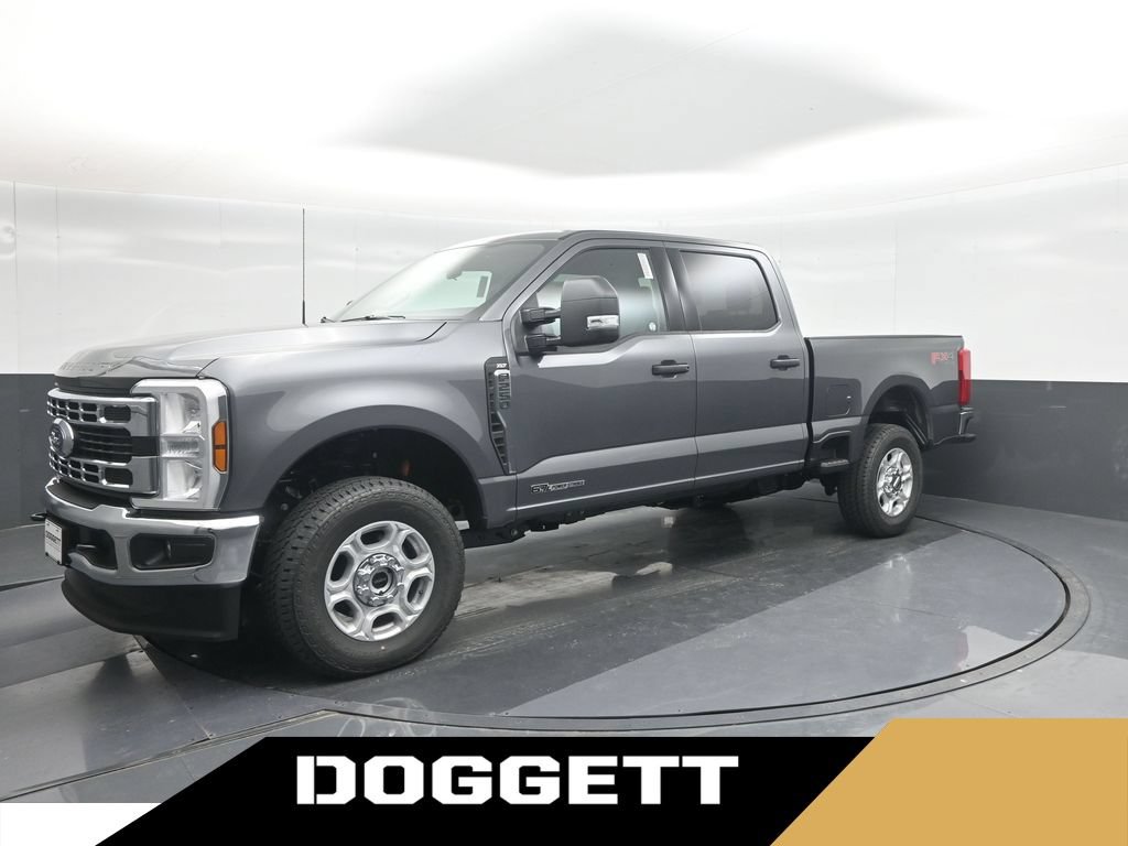 New 2026 Ford F250 XLT w/ FX4 Off-Road Package