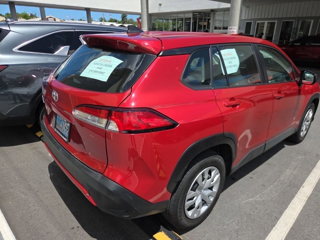 Used 2022 Toyota Corolla Cross L image 3