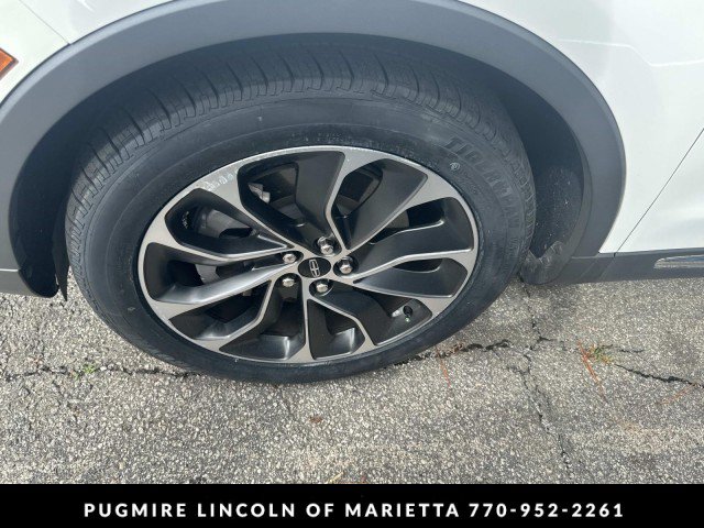 Used 2021 Lincoln Nautilus Reserve w/ Equipment Group 201A FWD image 4