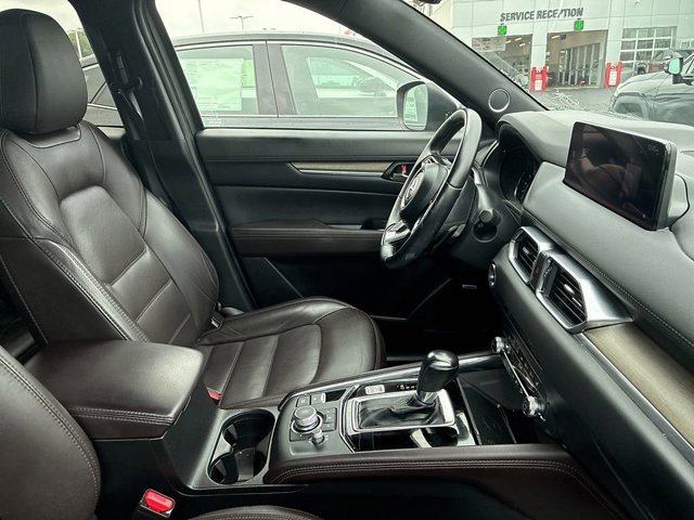 Used 2023 MAZDA CX-5 Signature AWD/4WD image 17