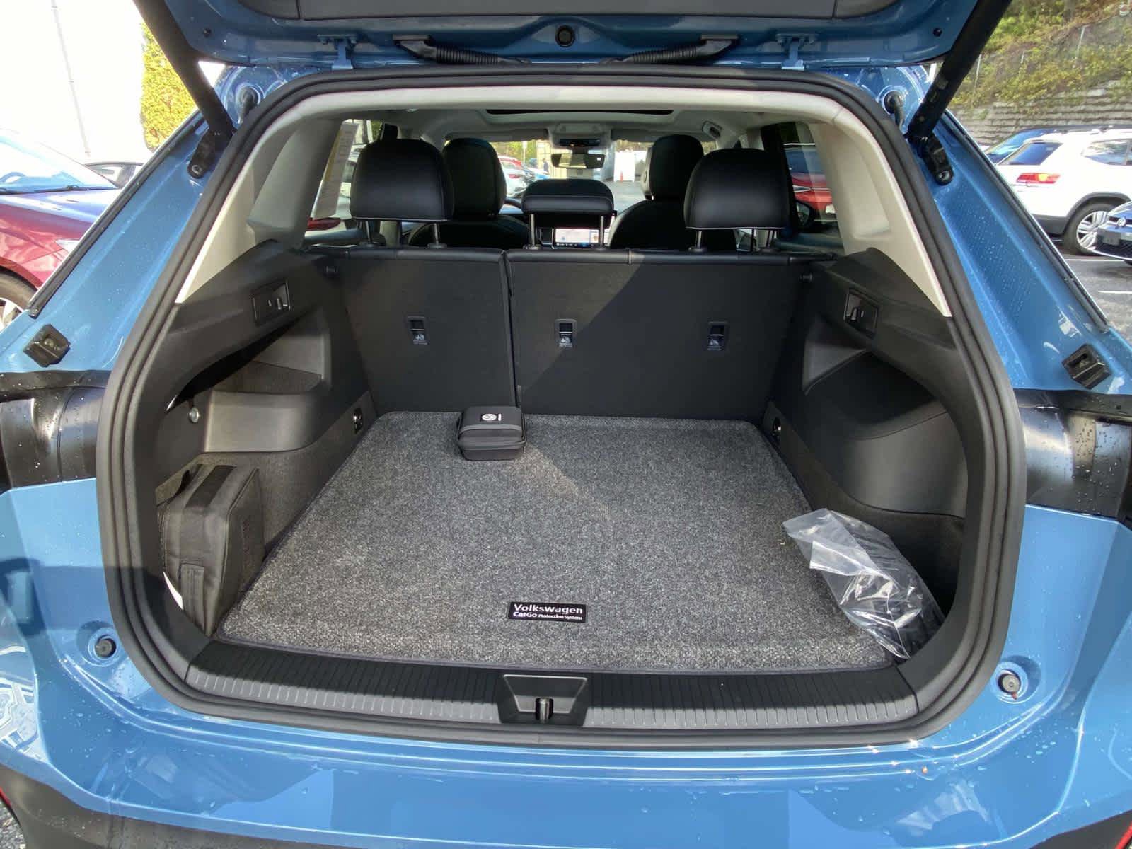 Certified 2026 Volkswagen Tiguan SE w/ Panoramic Sunroof Package AWD/4WD image 26