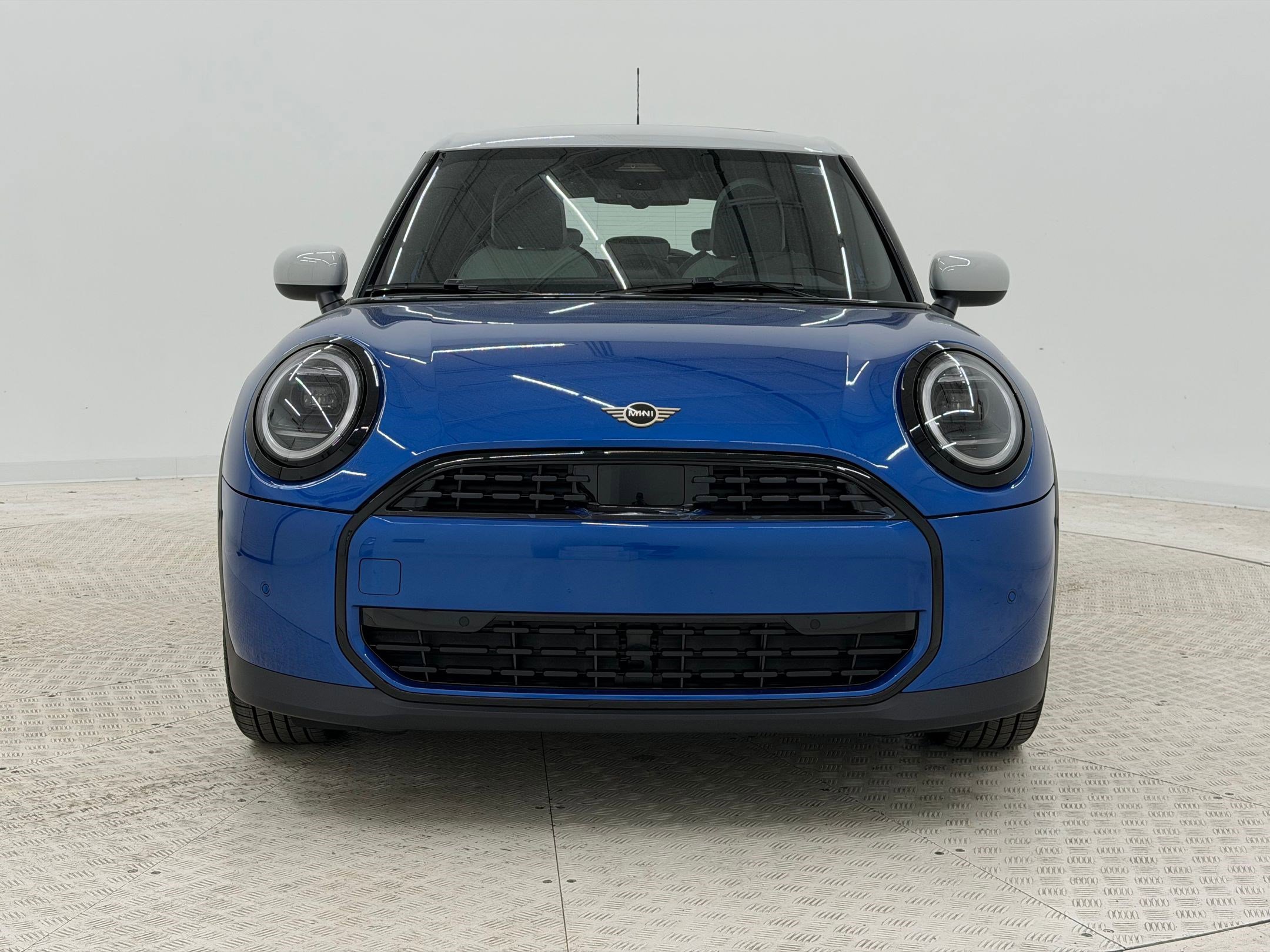 New 2026 MINI Cooper 4-Door Hardtop image 6