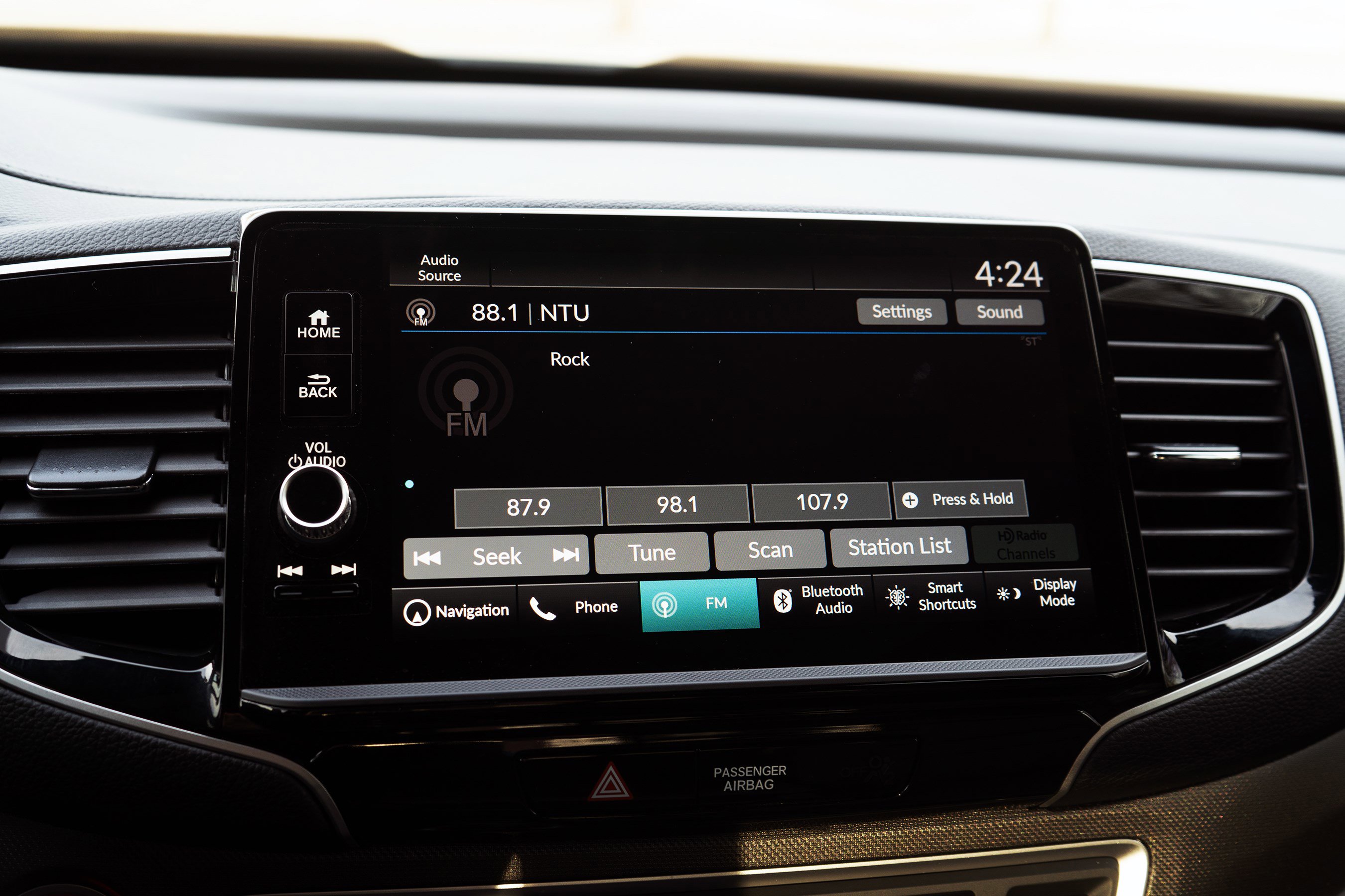 Certified 2025 Honda Ridgeline TrailSport+ image 29