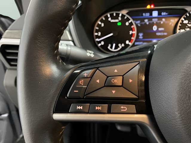 Certified 2023 Nissan Altima 2.5 SV w/ SV Premium Package AWD/4WD image 14