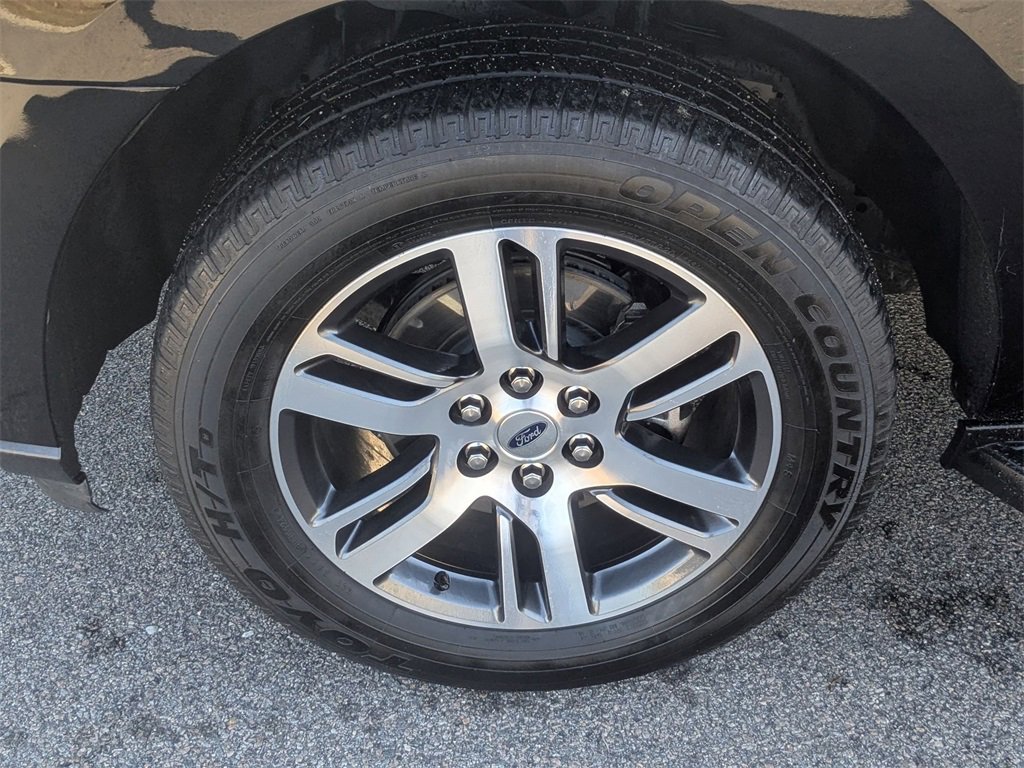 Used 2024 Ford Expedition Max Limited image 9