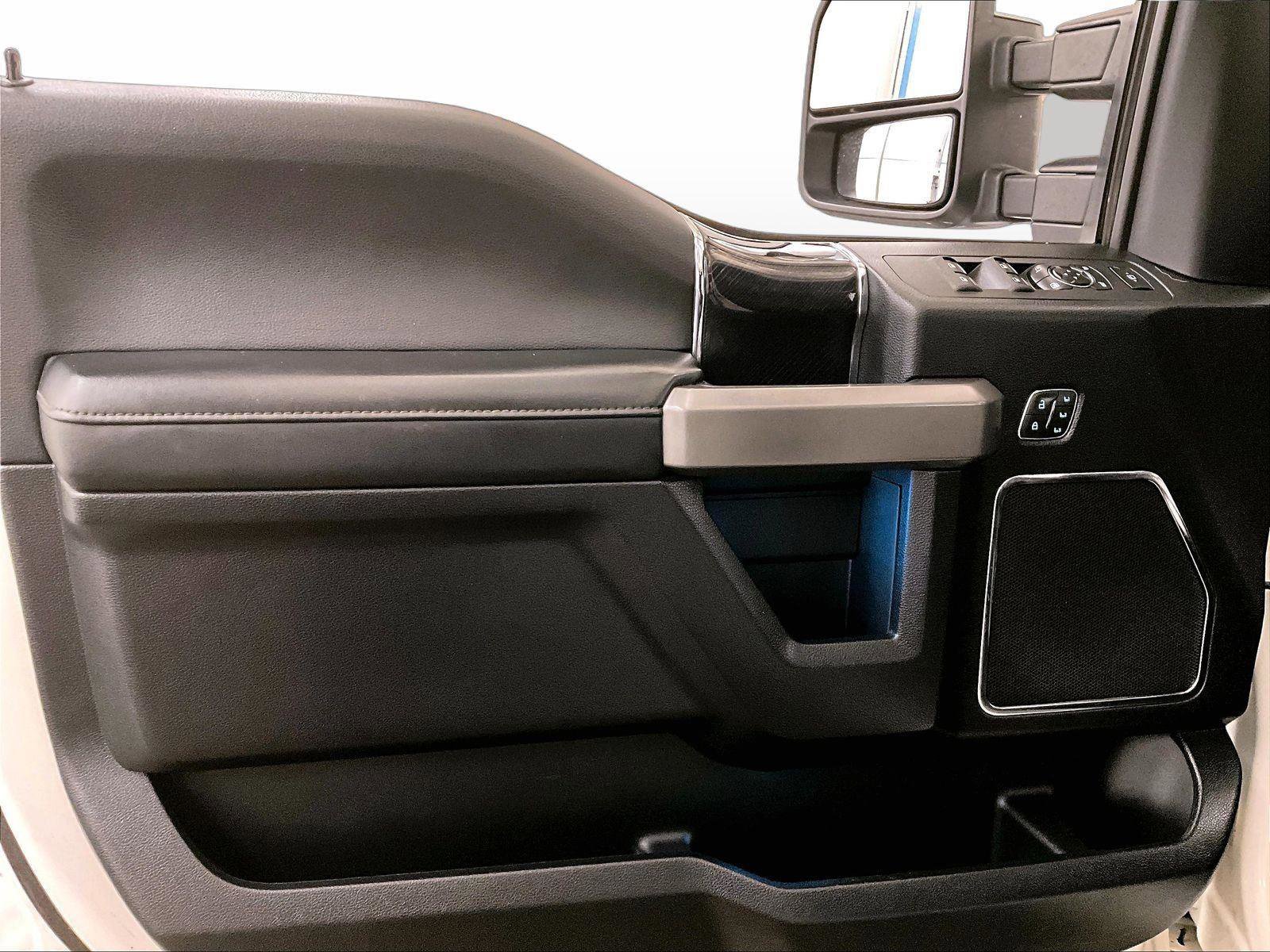 Used 2020 Ford F250 Platinum w/ FX4 Off-Road Package image 22