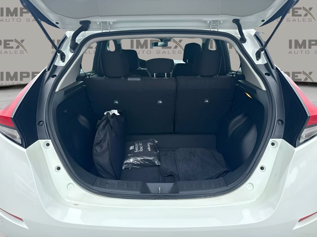 Used 2023 Nissan Leaf S FWD image 18