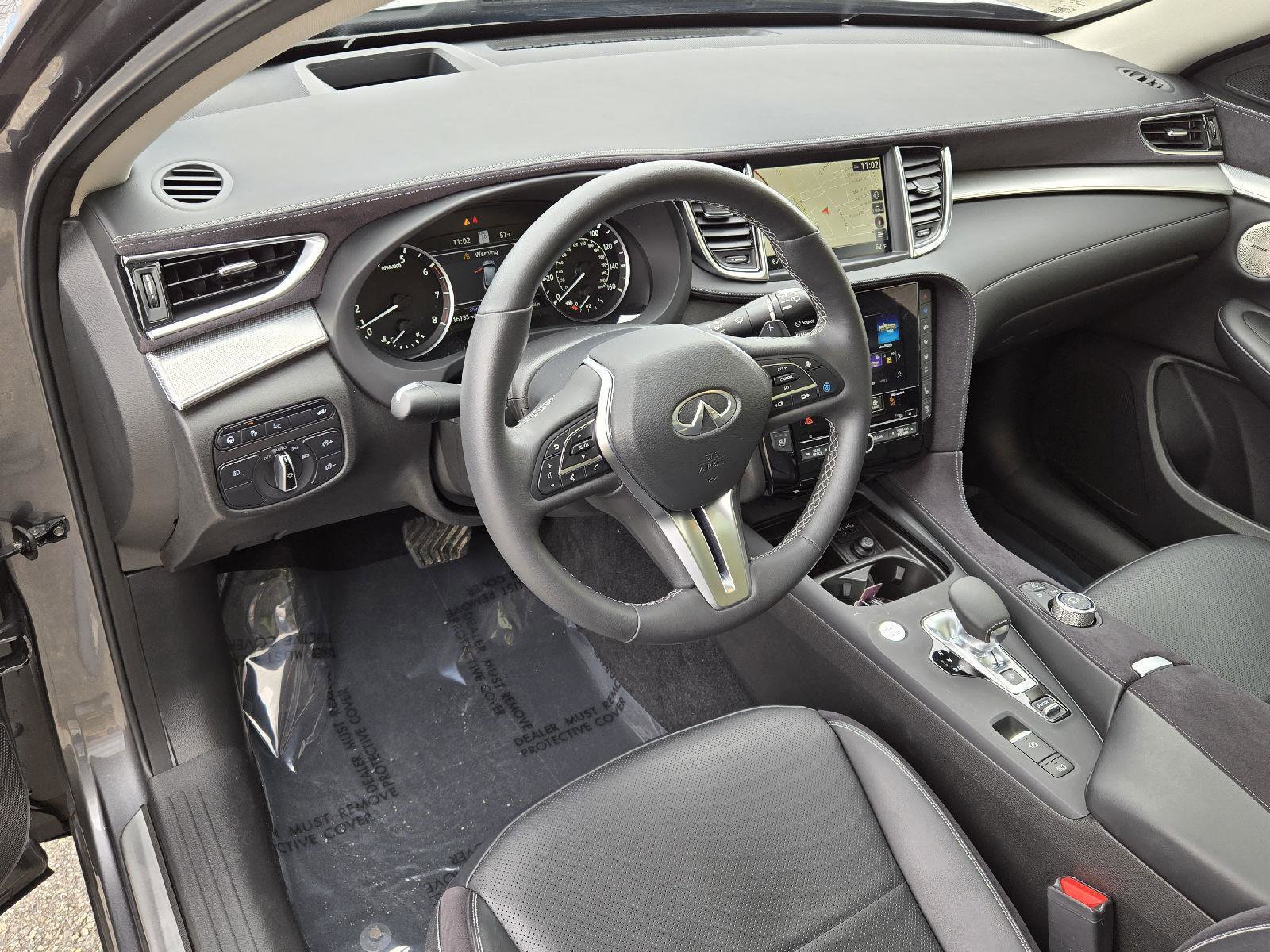 Used 2022 INFINITI QX50 Sensory image 5
