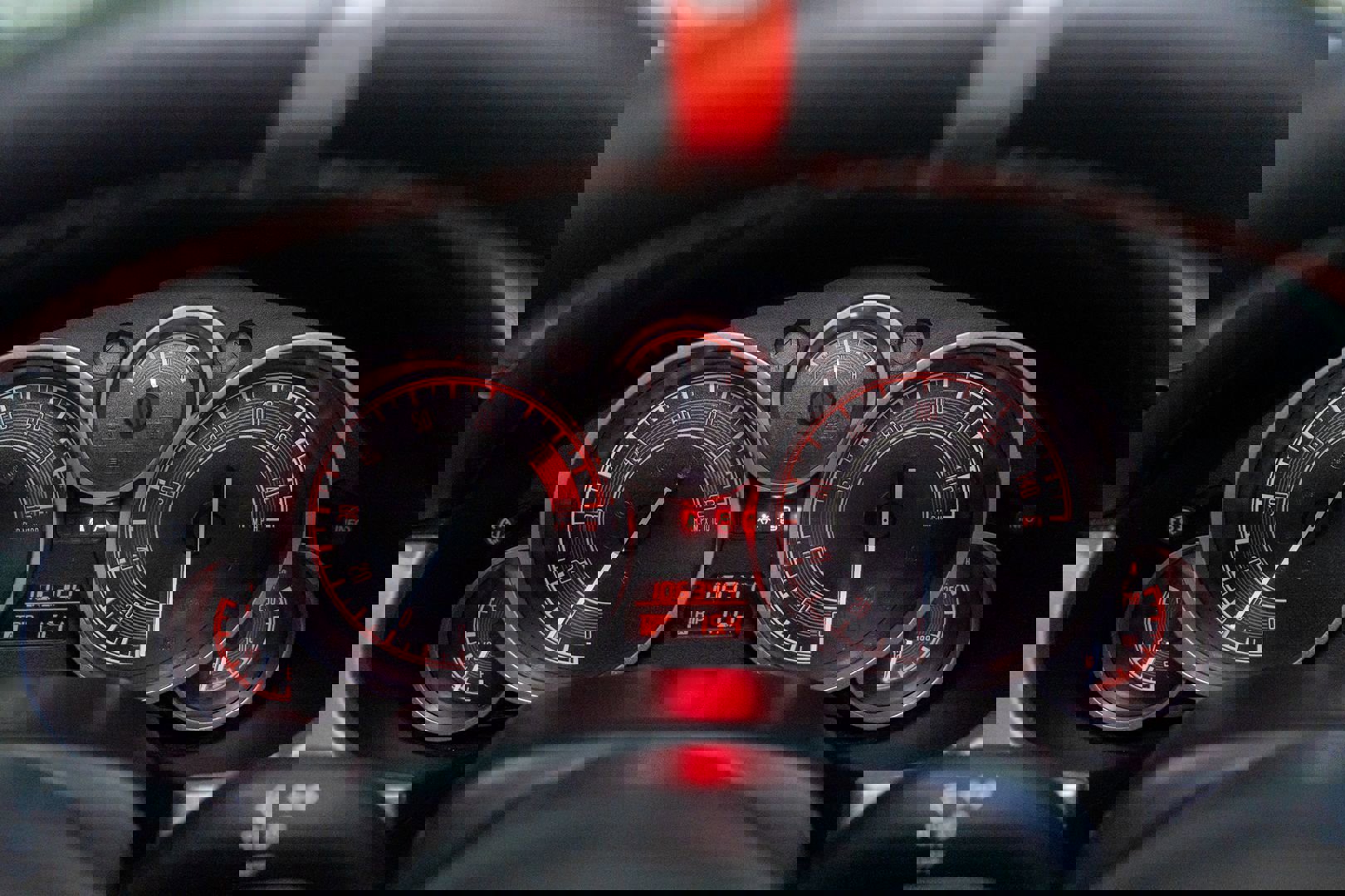 Used 2014 MAZDA MX-5 Miata Grand Touring image 25