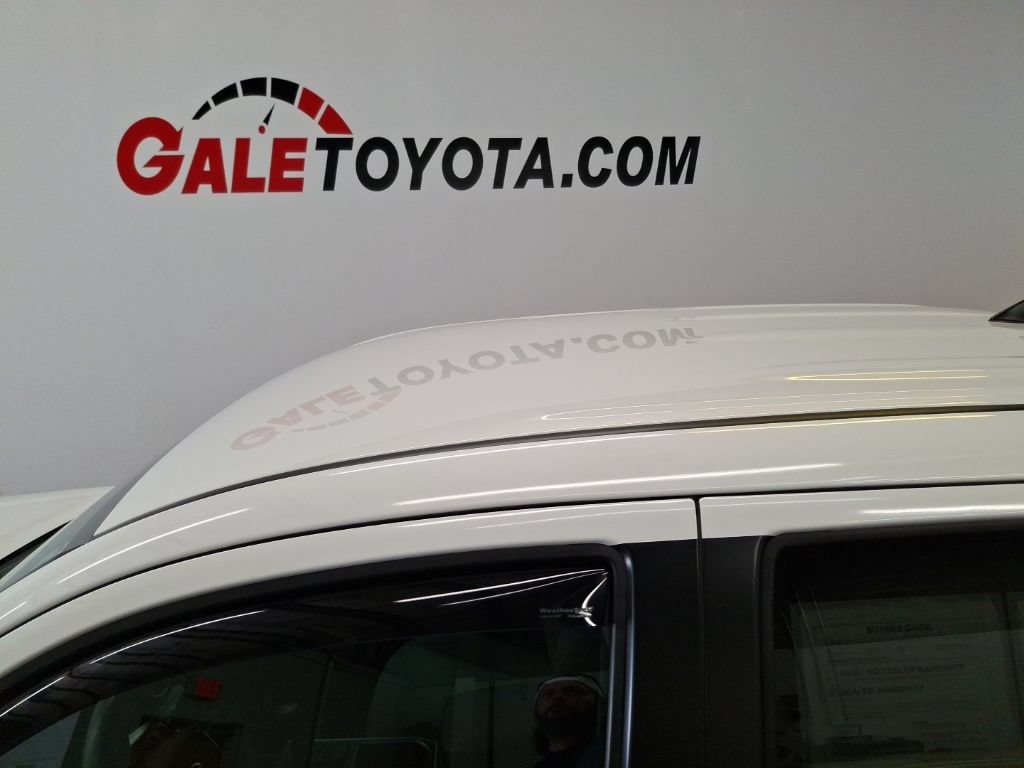 Used 2023 Toyota Tacoma SR5 AWD/4WD image 8